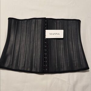 Yianna Black Waist Trainer Belt
